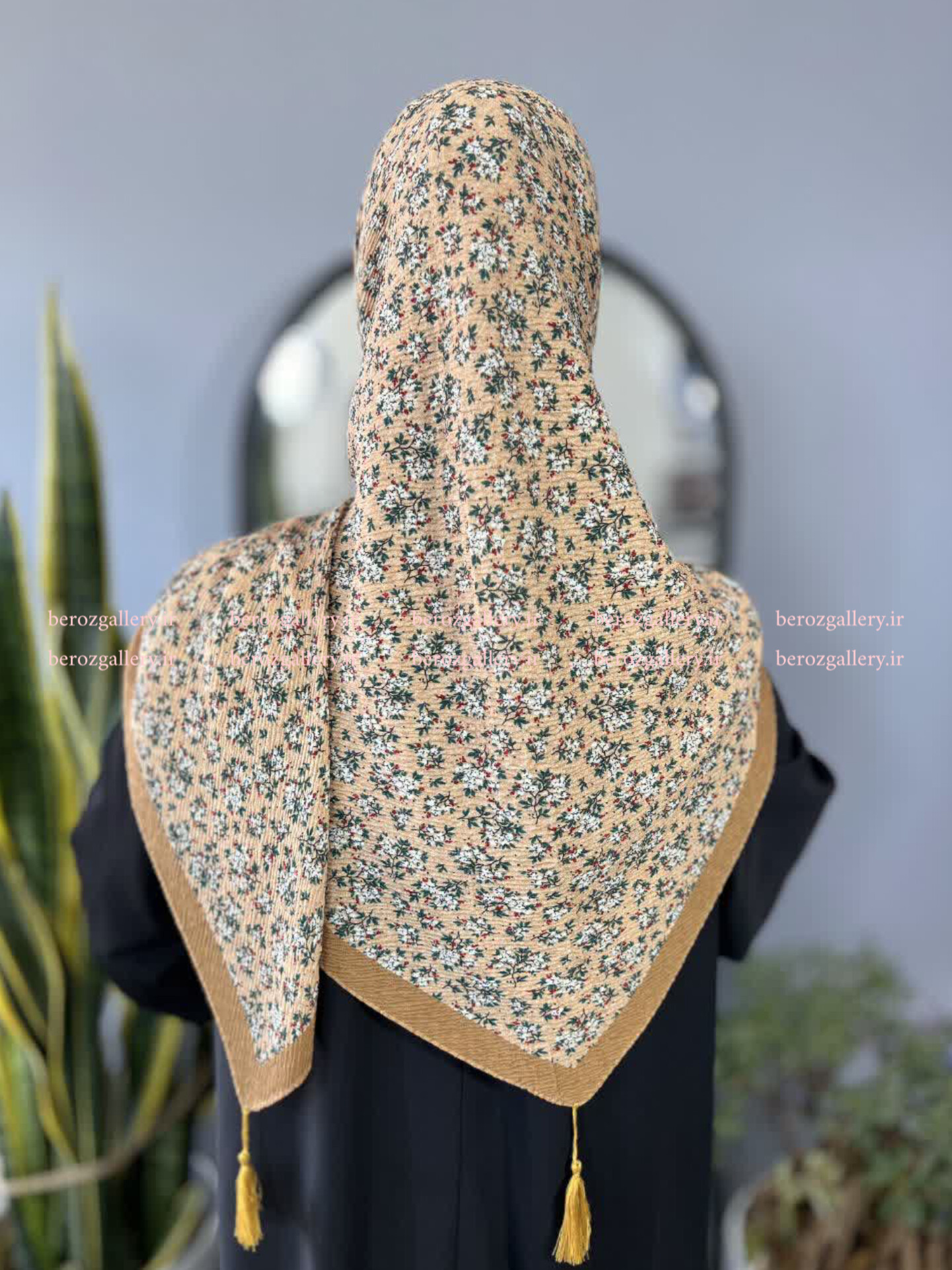 روسری پلیسه برشکا گلدار قواره ۱۳۰ - تصویر 13