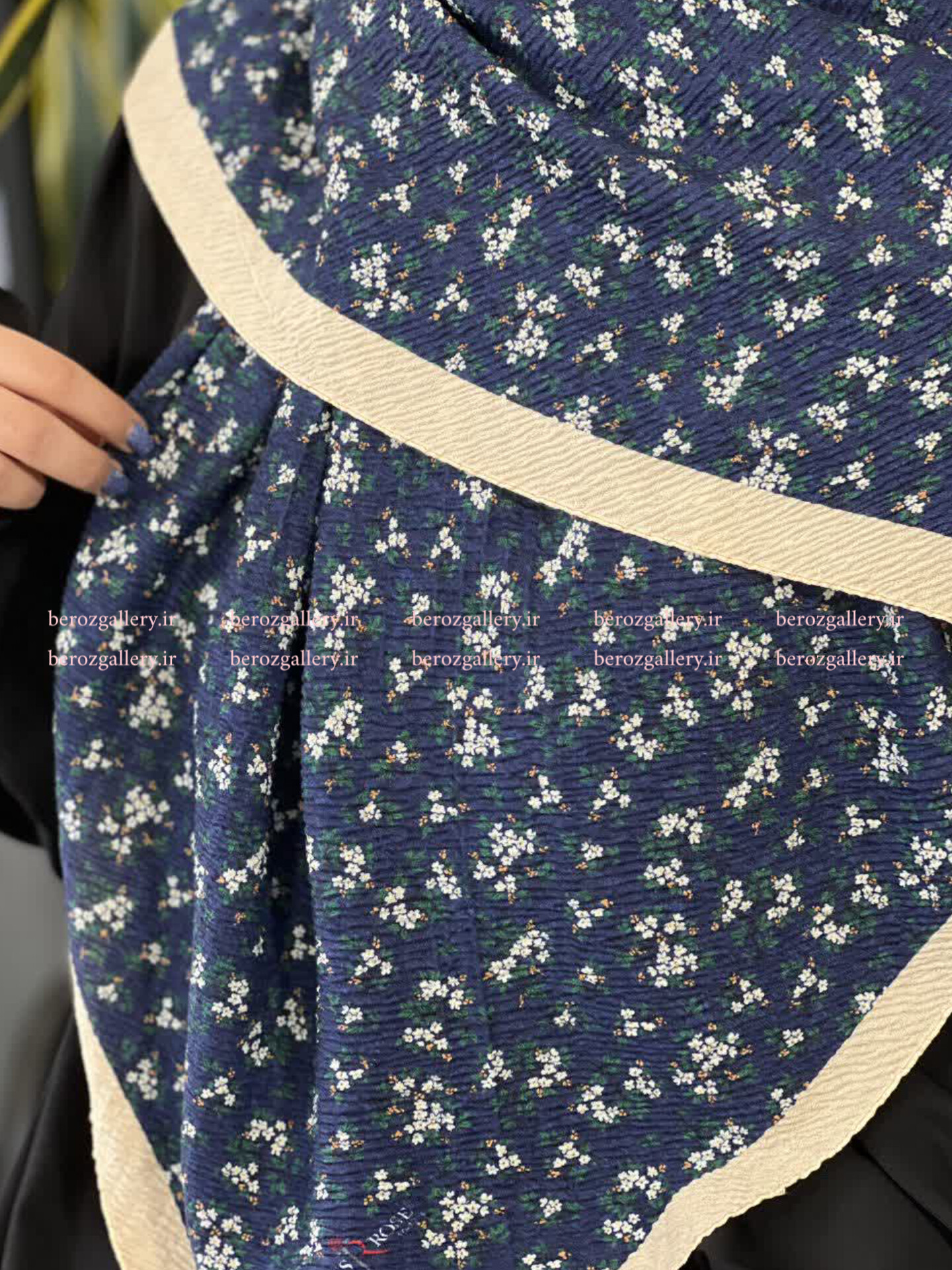 روسری پلیسه برشکا گلدار قواره ۱۳۰ - تصویر 21