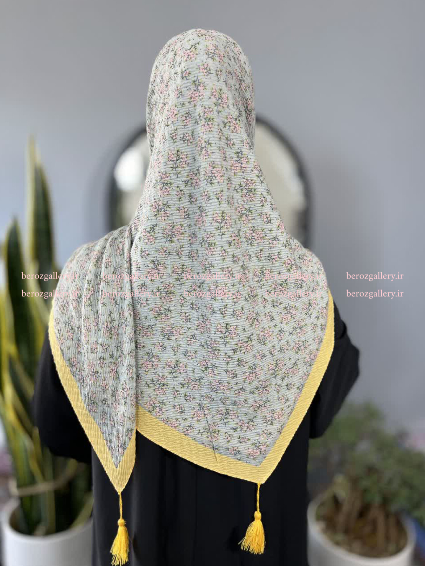 روسری پلیسه برشکا گلدار قواره ۱۳۰ - تصویر 16